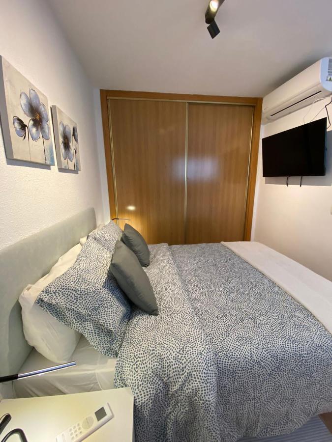 Apartamento con impresionante vista, piscina y parking Benalmádena Exterior foto
