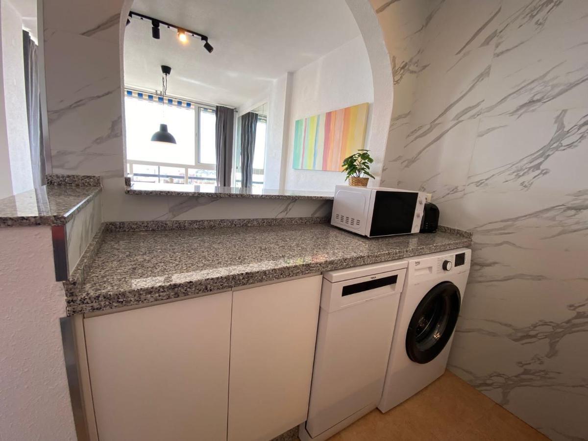 Apartamento con impresionante vista, piscina y parking Benalmádena Exterior foto